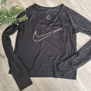 Nike Black Long-Sleeve Dri-FIT Mesh-Panel Training Top MEDIUM